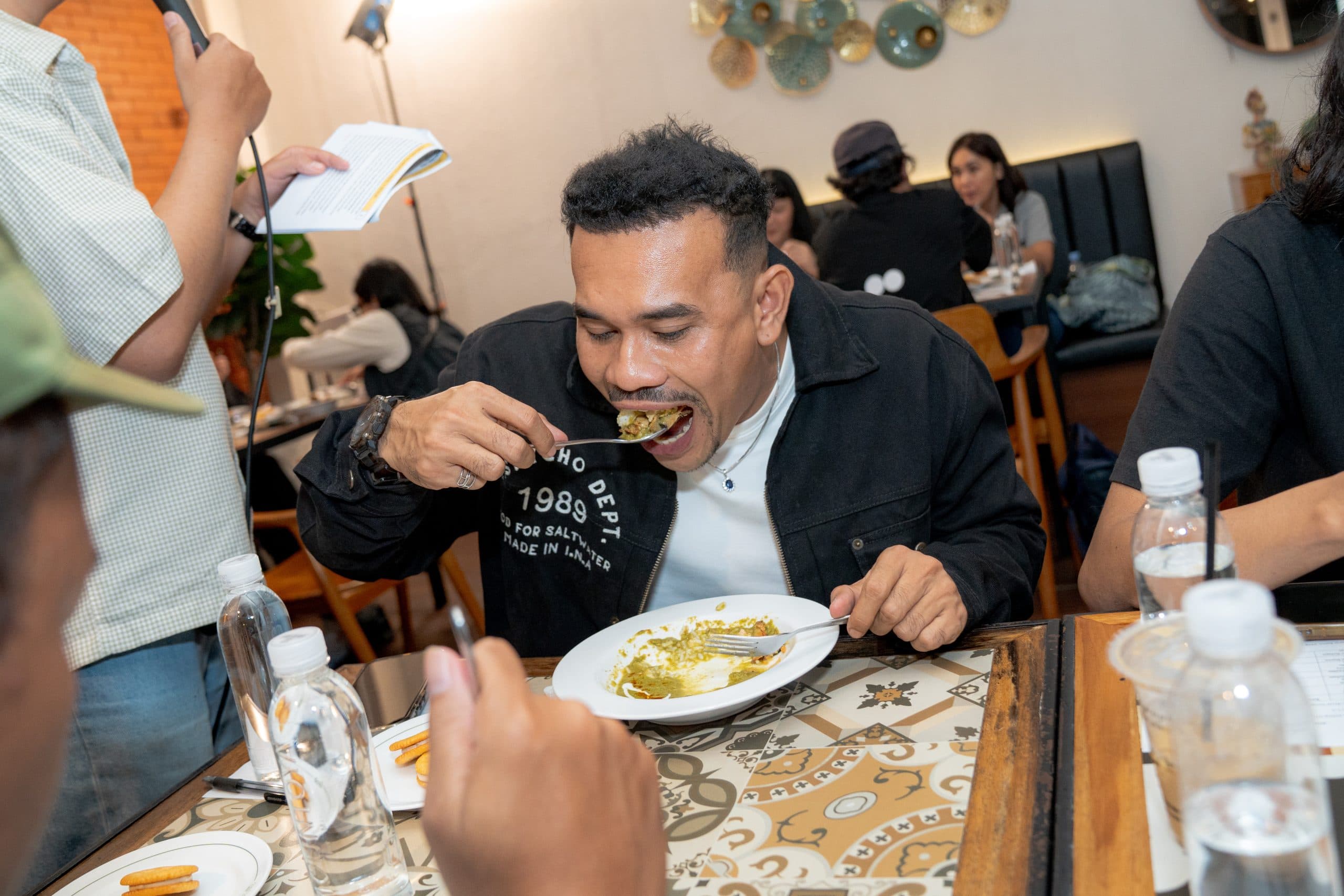 Ramadan Bareng Vindes 2026 Hadirkan Menu Kolaborasi Sedjuk Bakmi dan Kopi