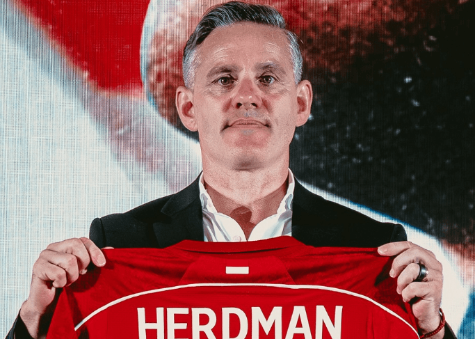 John Herdman Resmi Dikenalkan Sebagai Pelatih Timnas Indonesia Terbaru