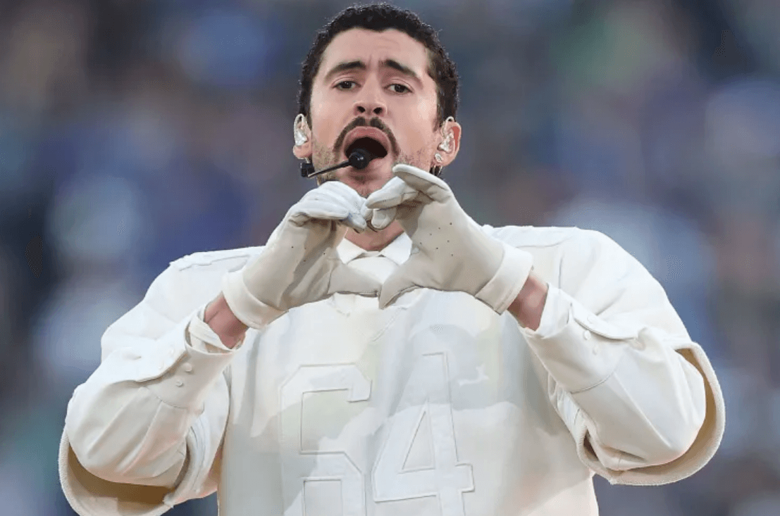 Bad Bunny Jadi Headliner Halftime Show Super Bowl 2026, Dikecam Donald Trump