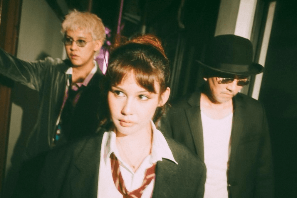 Vanesha Prescilla Bentuk Trio The Midnight Darlings, Rilis Single Debut 'Am I Loving You Alone?'
