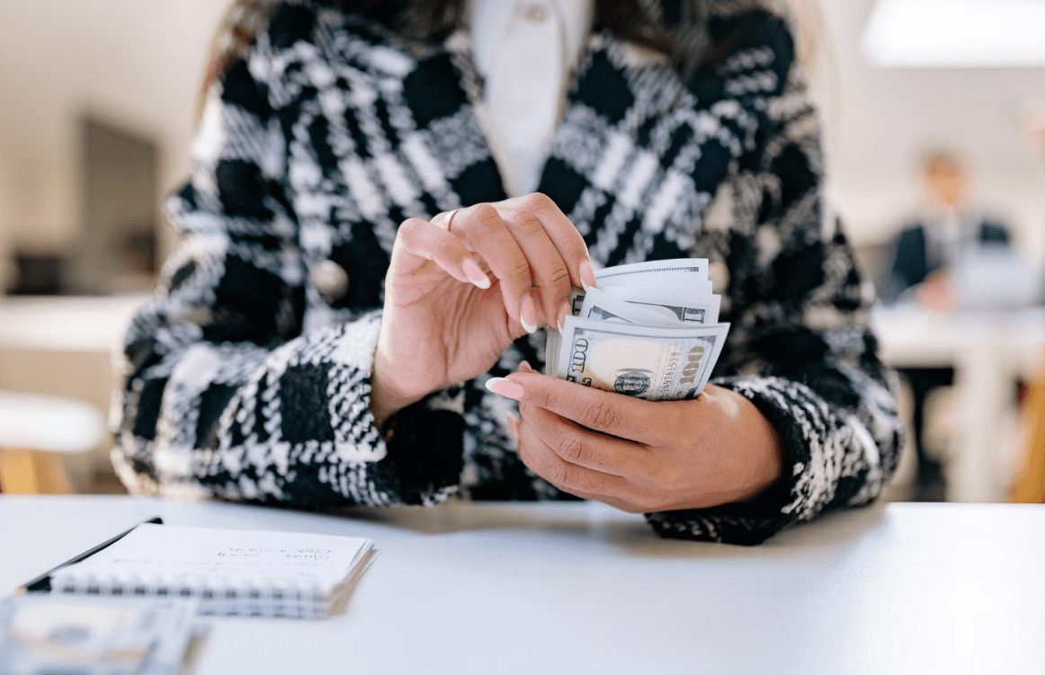 Tips Kekinian Mengatur Gaji di Tanggal Muda biar Tidak Cepat Habis