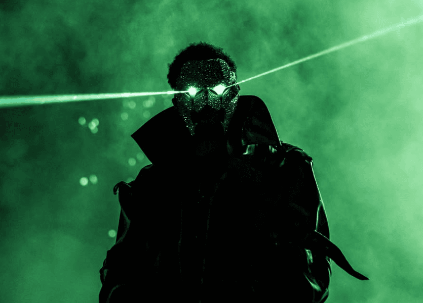 Recap Konser The Weeknd di Jakarta: Patung Emas 12 Meter, Abel Turun Panggung, dan Pengakuan Jatuh Cinta pada Kota Ini